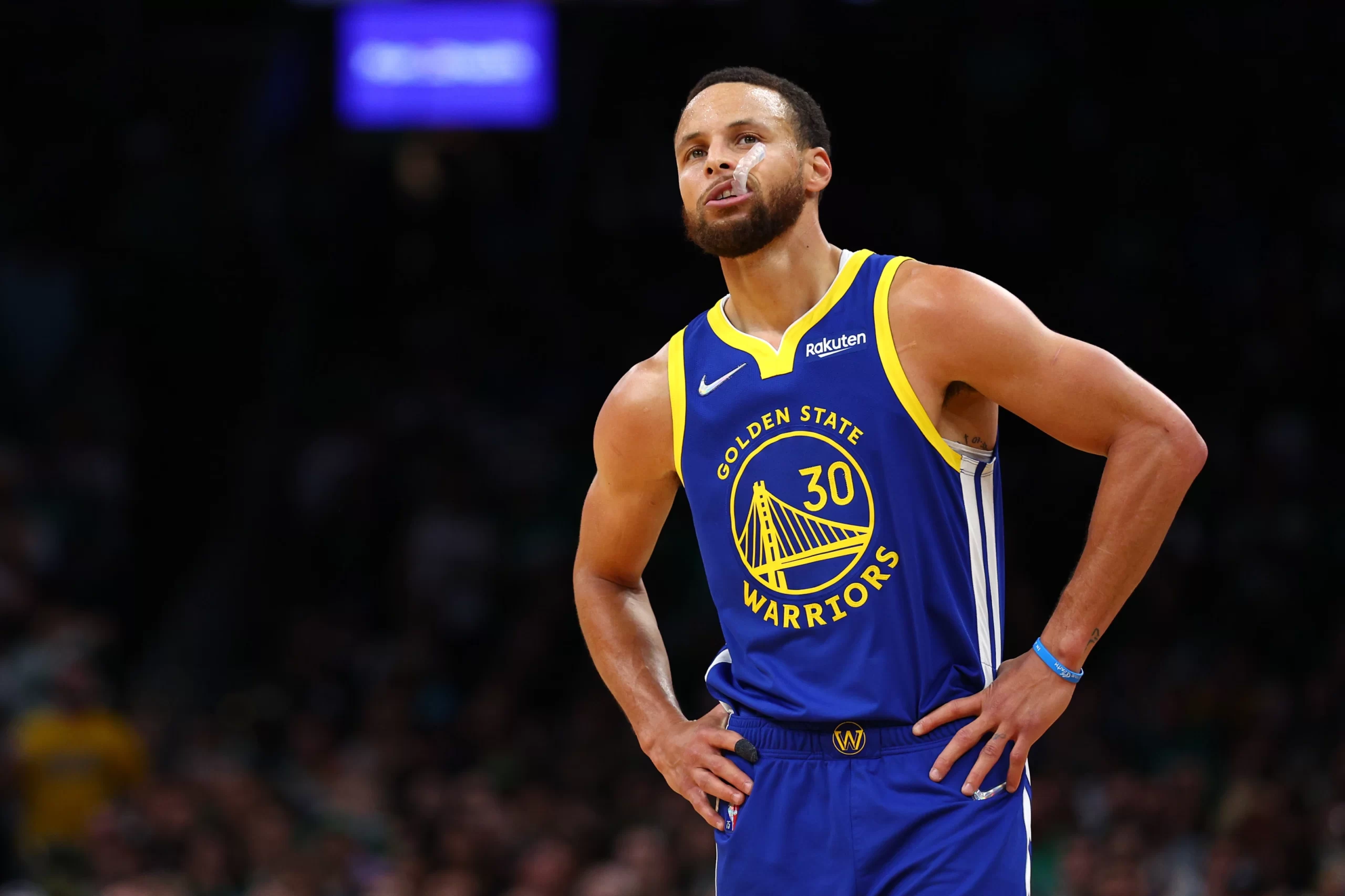 Stephen Curry congratulates ex-Warriors teammate Andre Iguodala on his appointment
