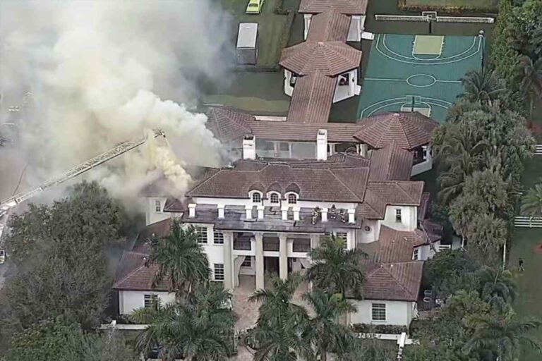 tyreek hill house fire