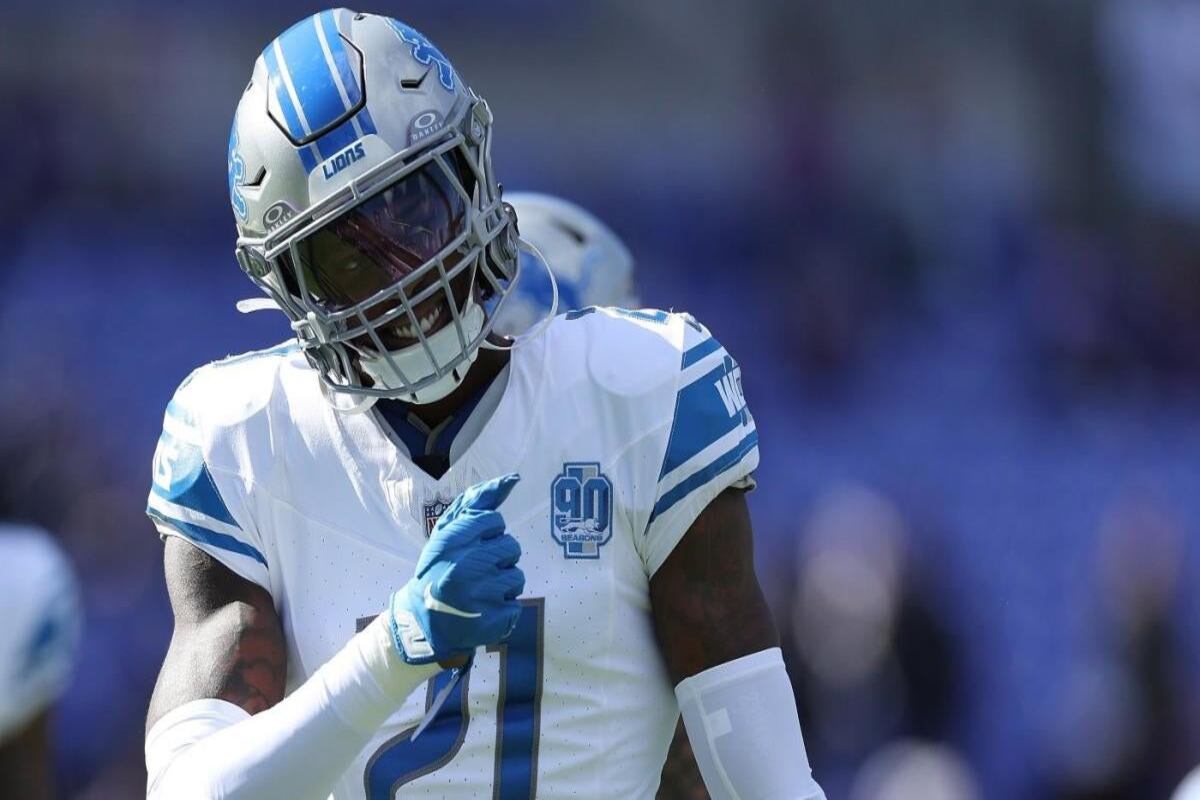 Tracy Walker III releases emotional statement following departure from