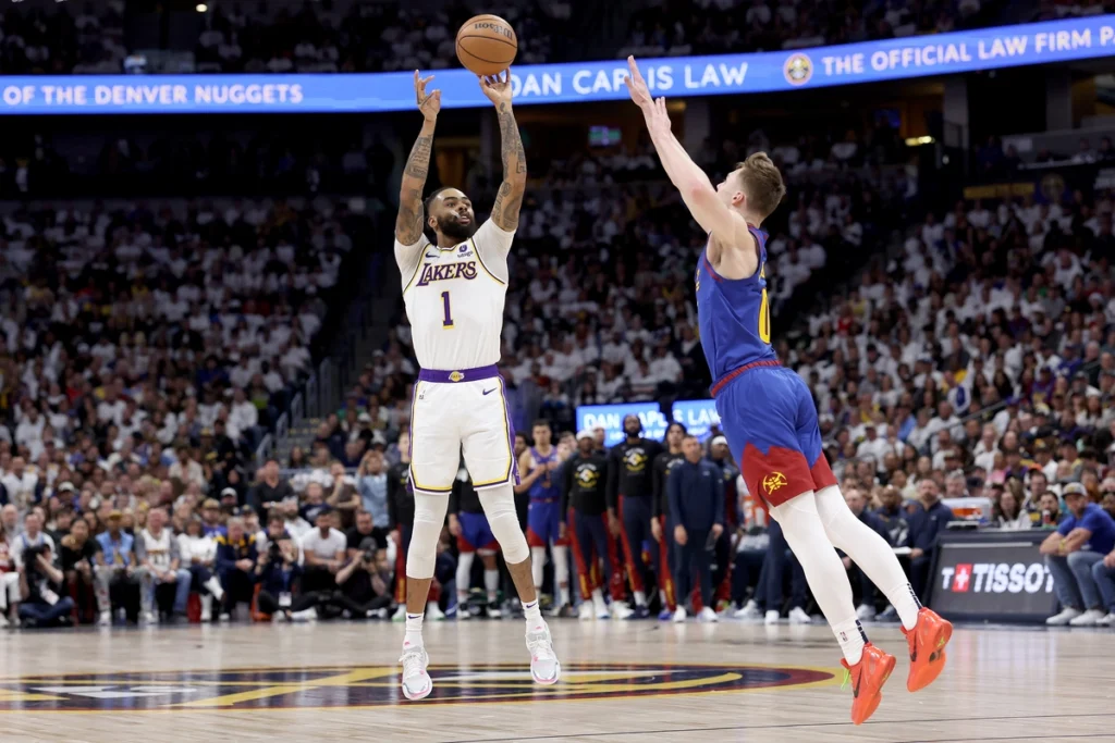 D'Angelo Russell (Photo by Matthew Stockman/Getty Images)